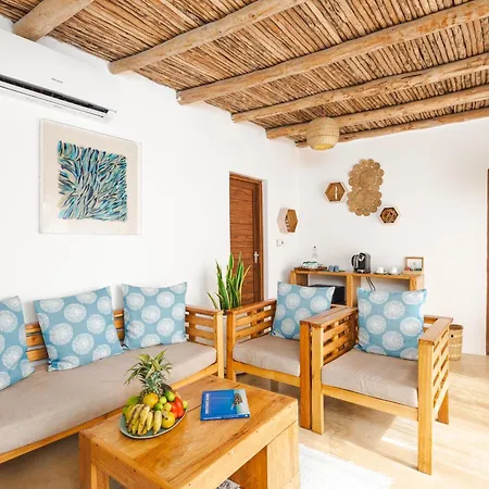 Zanbluu Beach Hotel-2